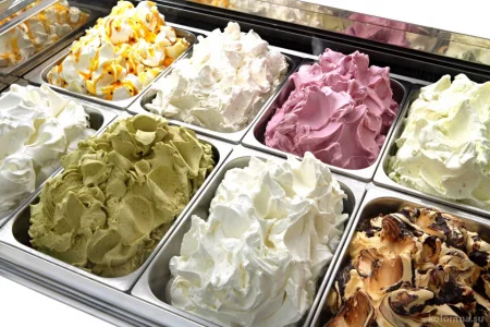 Магазин мороженого Dolce Latte на улице Октябрьской Революции фото 3